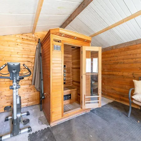 Cozy In With Sauna * Meijel