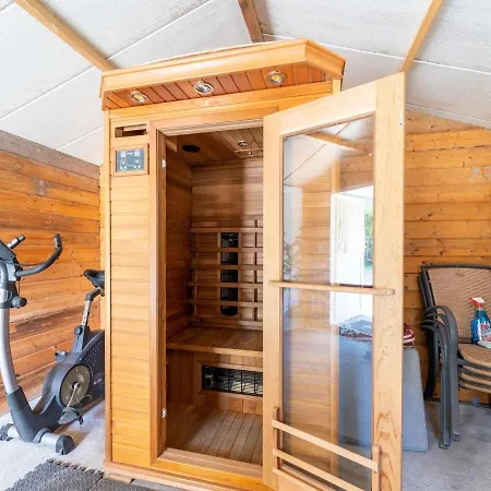 Cozy In With Sauna * Meijel